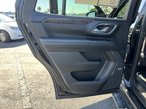 Used 2021 Chevrolet Tahoe Z71 image 13