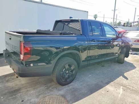 Used 2025 Honda Ridgeline Black Edition image 3