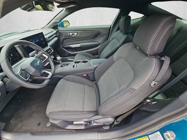 New 2026 Ford Mustang GT RWD image 4