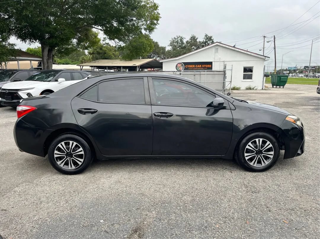 Used 2016 Toyota Corolla L FWD image 4