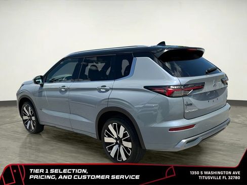 Used 2025 Mitsubishi Outlander SEL FWD image 5