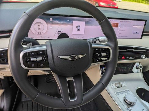 Used 2026 Genesis GV70 2.5T Select AWD/4WD image 9