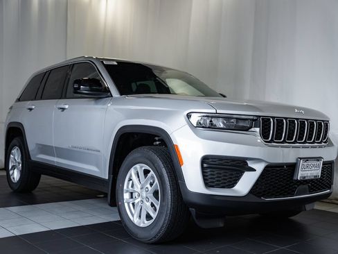 New 2026 Jeep Grand Cherokee Laredo X AWD/4WD image 1