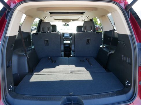 Used 2018 GMC Acadia Denali w/ LPO, Floor Liner Package AWD/4WD image 16