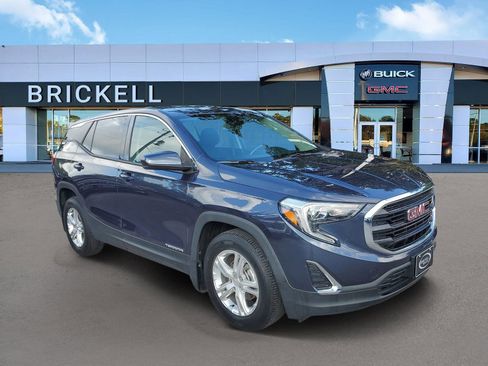 Used 2018 GMC Terrain SLE FWD image 2