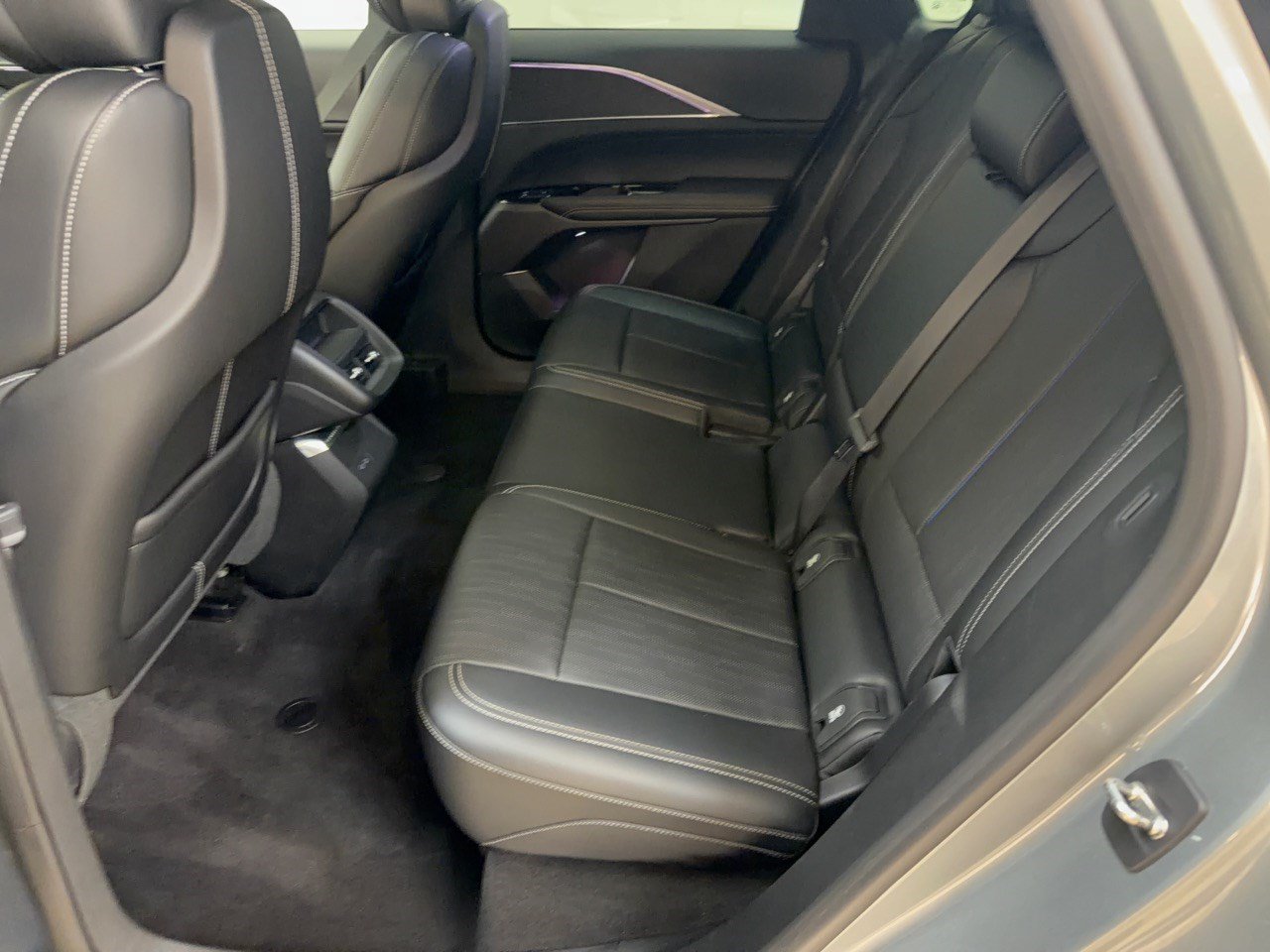 Used 2024 Cadillac Lyriq Luxury RWD image 25