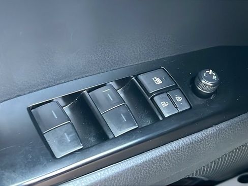 Used 2025 Toyota Camry LE w/ Convenience Package FWD image 18