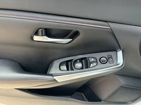 Used 2021 Nissan Sentra SR FWD image 20