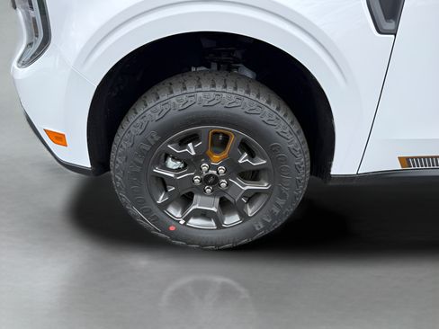 New 2026 Ford Maverick Tremor AWD/4WD image 29