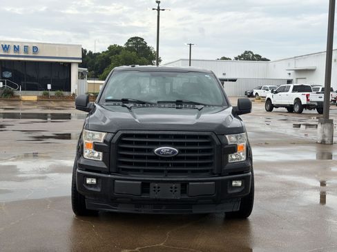 Used 2017 Ford F150 XLT w/ Equipment Group 302A Luxury RWD image 6
