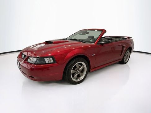 Used 2003 Ford Mustang GT RWD image 3