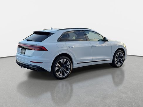 Certified 2025 Audi Q8 Premium Plus w/ Premium Plus Package image 5