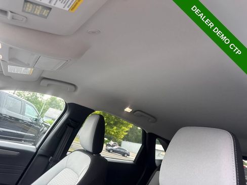 Used 2024 Ford Escape Active AWD/4WD image 28