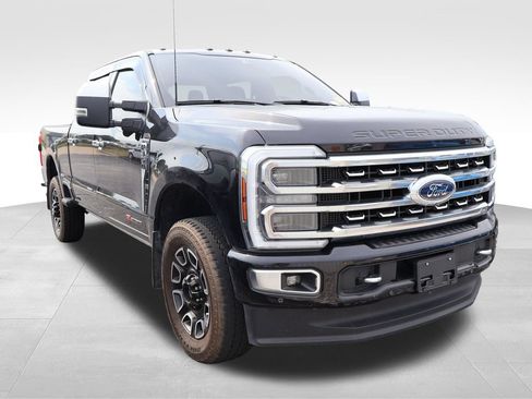Used 2024 Ford F350 Platinum AWD/4WD image 12
