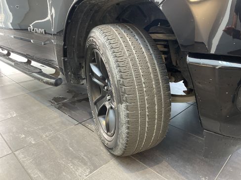 Used 2023 RAM 1500 Big Horn AWD/4WD image 13