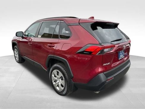 Used 2020 Toyota RAV4 LE image 5
