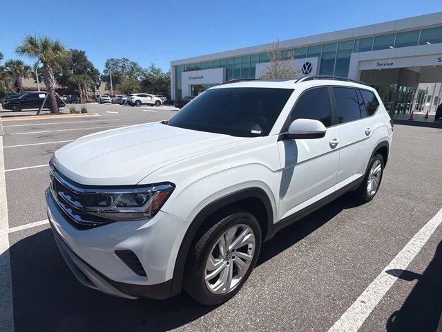 Used 2023 Volkswagen Atlas SE w/ Panoramic Sunroof Package FWD image 7