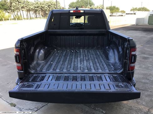 Used 2020 RAM 1500 Laramie AWD/4WD image 10