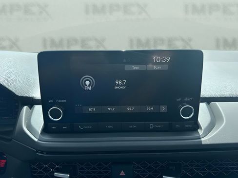 Used 2025 Honda Accord SE image 10