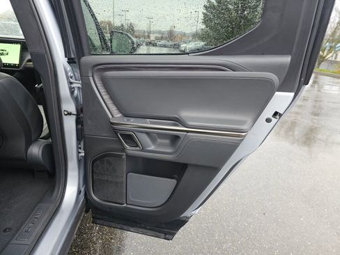 Used 2022 Rivian R1T Launch Edition image 14