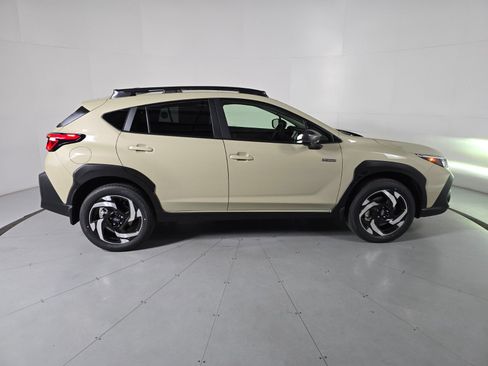 New 2026 Subaru Crosstrek 2.5i Limited w/ Crosstrek Mirror Package AWD/4WD image 6