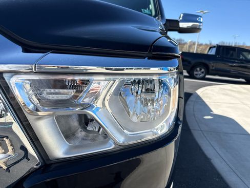 Used 2024 RAM 1500 Laramie image 4