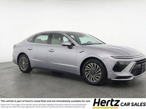 Used 2025 Hyundai Sonata SEL FWD image 1