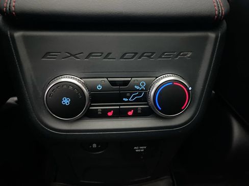 Used 2025 Ford Explorer ST w/ Sun And Sound Package AWD/4WD image 29
