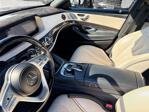 Used 2019 Mercedes-Benz S 560 4MATIC Sedan image 26
