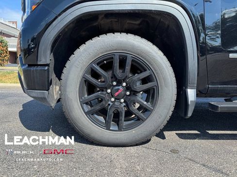 Used 2024 GMC Sierra 1500 Pro w/ Graphite Edition AWD/4WD image 8