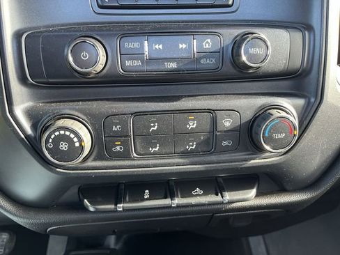 Used 2017 Chevrolet Silverado 2500 W/T w/ Snow Plow Prep Package image 18