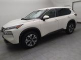 Used 2023 Nissan Rogue SV image 2