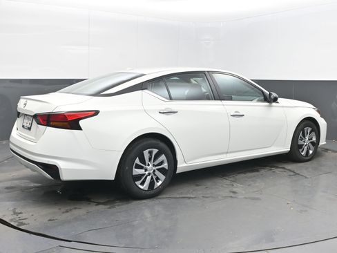 Certified 2025 Nissan Altima 2.5 S image 7