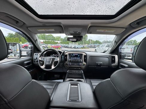 Used 2018 GMC Sierra 3500 Denali w/ Duramax Plus Package AWD/4WD image 19