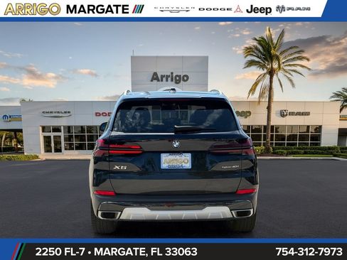 Used 2024 BMW X5 sDrive40i w/ Premium Package RWD image 6