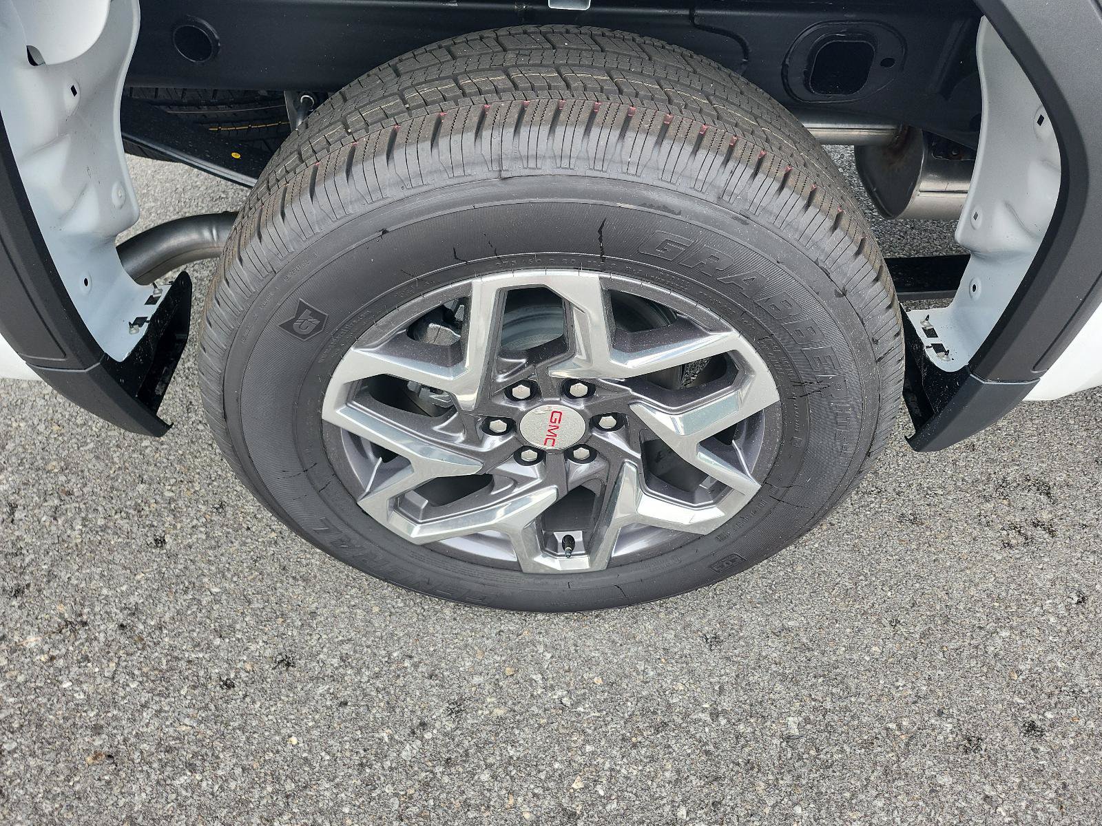 New 2026 GMC Sierra 1500 SLE AWD/4WD image 5