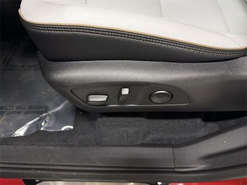 New 2026 Chevrolet Traverse High Country w/ LPO, Illumination Package image 24