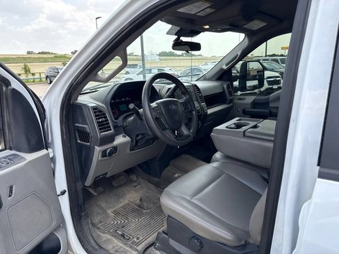 Used 2022 Ford F250 XL w/ Power Equipment Group AWD/4WD image 20