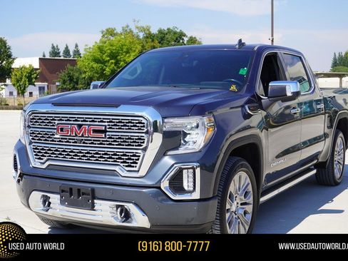 Used 2022 GMC Sierra 1500 Denali w/ Denali Reserve Package AWD/4WD image 1