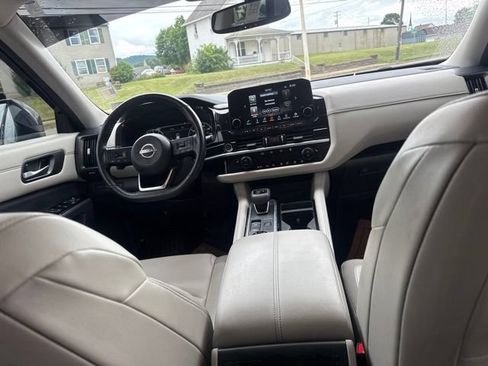 Used 2022 Nissan Pathfinder SL w/ Cargo Package AWD/4WD image 35