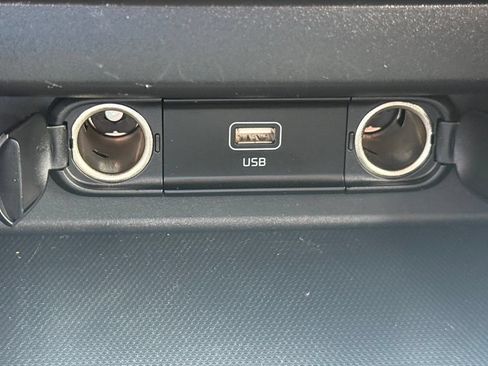 Used 2024 Kia Seltos LX AWD/4WD image 24