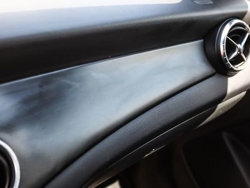 Used 2018 Mercedes-Benz CLA 250 4MATIC image 37