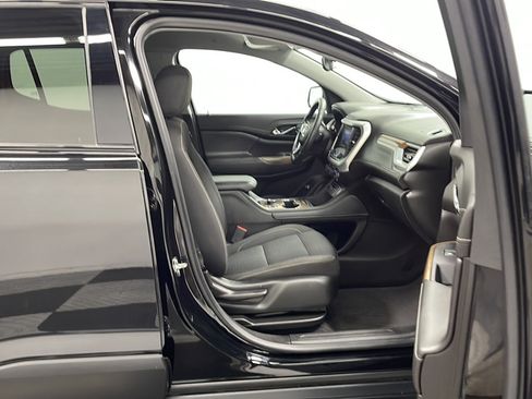Used 2023 GMC Acadia SLE w/ Driver Convenience Package FWD image 21