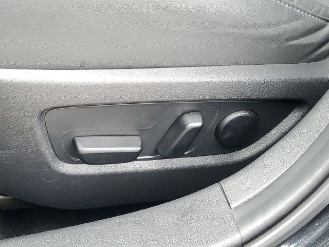 Used 2025 MAZDA CX-30 AWD 2.5 S w/ Preferred Package image 11