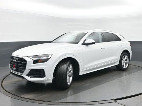 Used 2019 Audi Q8 Premium Plus w/ Premium Plus image 7