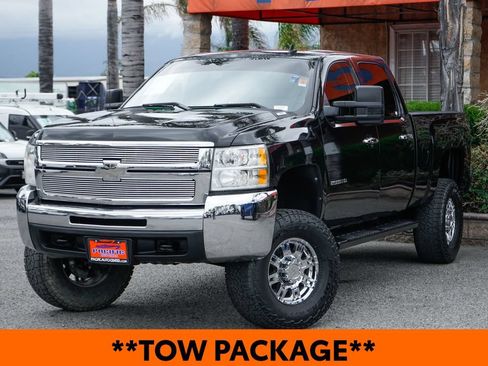 Used 2010 Chevrolet Silverado 2500 LT RWD image 4