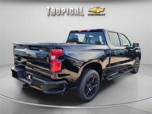 New 2026 Chevrolet Silverado 1500 Custom image 4