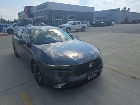 Used 2026 Honda Accord Touring image 1