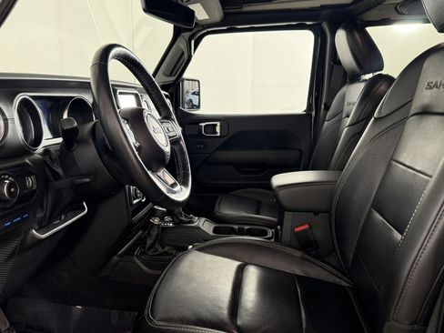 Used 2023 Jeep Wrangler Sahara w/ Cold Weather Group image 14