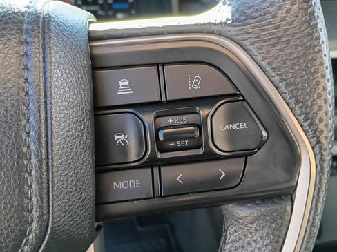 Used 2025 Toyota Sequoia SR5 image 21